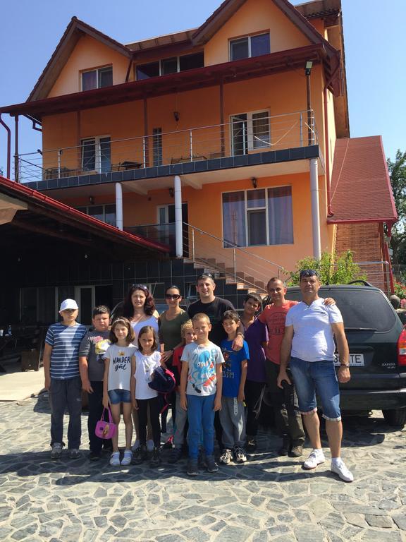 Pensiunea Patricia Oesti-Paminteni Dış mekan fotoğraf